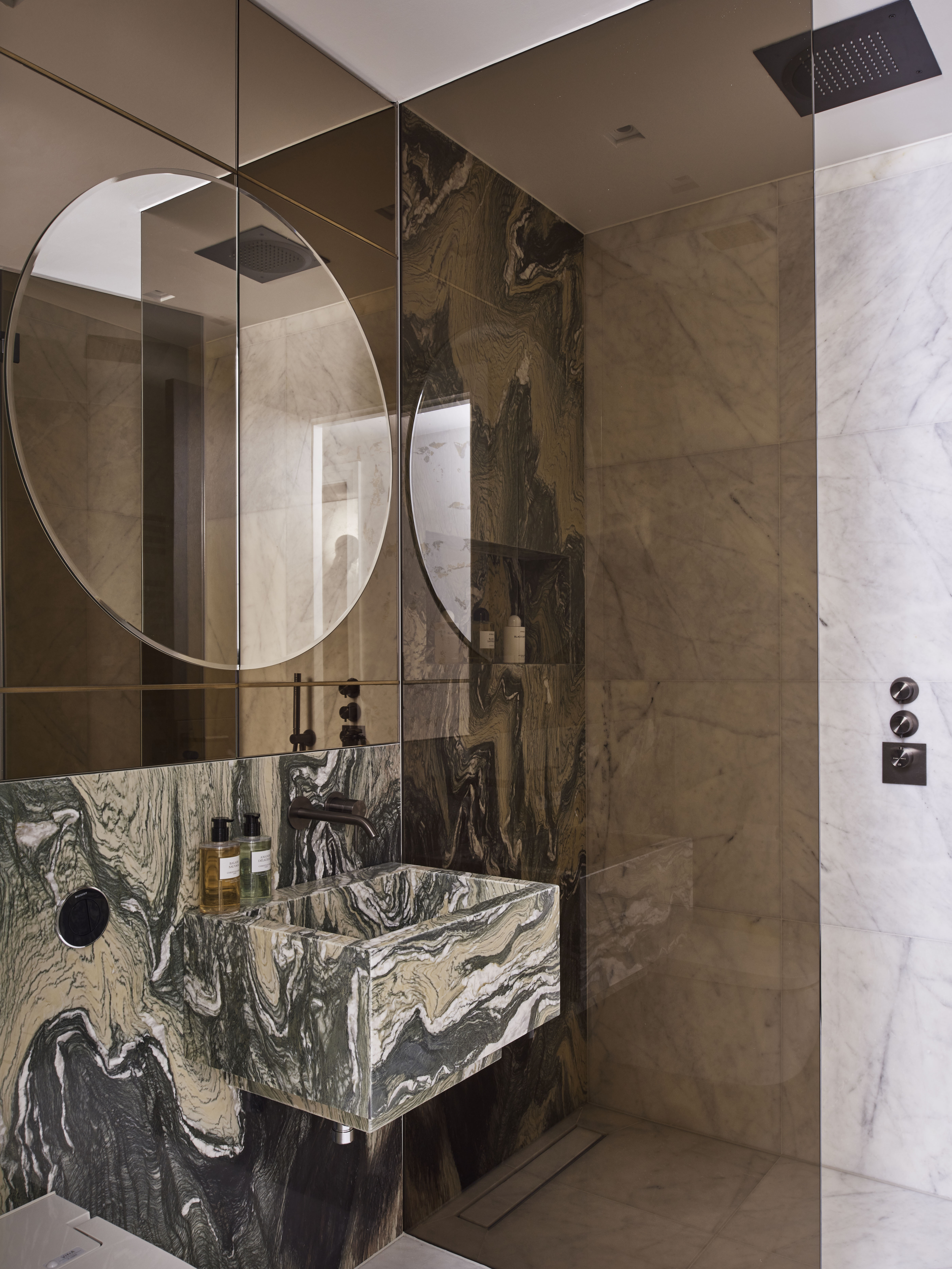 Cloakroom, Portman Square, London Base Interior